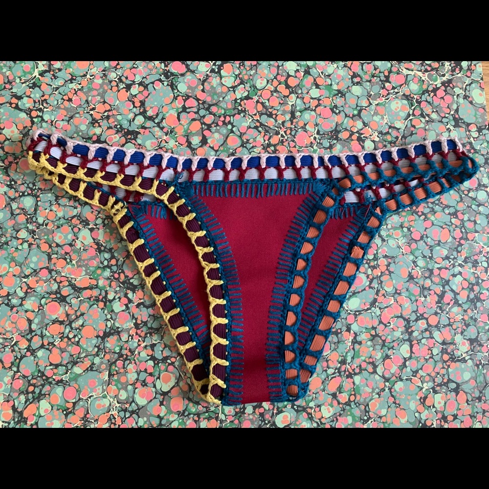 Kiini Soley Bottom